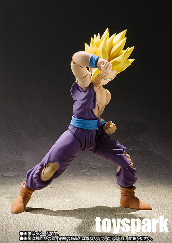 Bandai S.H. Figuarts TAMASHII Dragonball Z SUPER SAIYAN SON GOHAN action figure