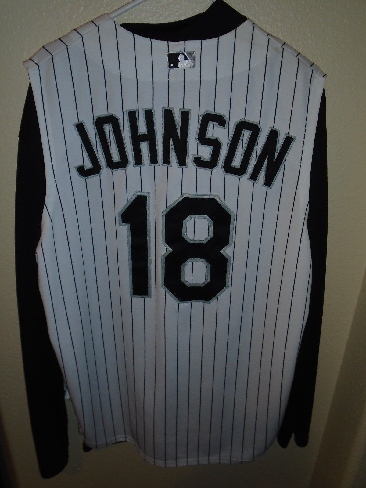 CHICAGO WHITE SOX 2000 GAME USED/WORN JERSEY #18 WALLACE JOHNSON