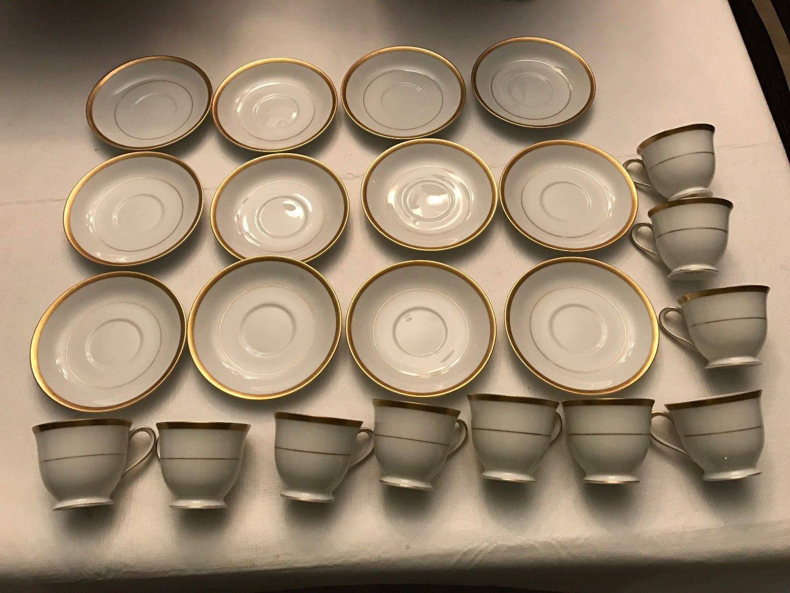 22 pc Lot Noritake Fine China 10 Demitasse Cups 12 Saucers w/ Gold Trim Japan