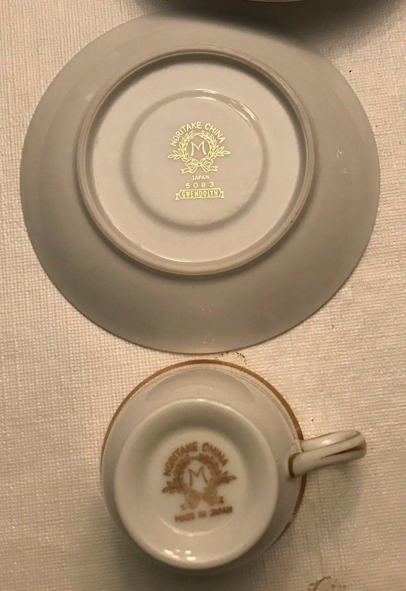 22 pc Lot Noritake Fine China 10 Demitasse Cups 12 Saucers w/ Gold Trim Japan