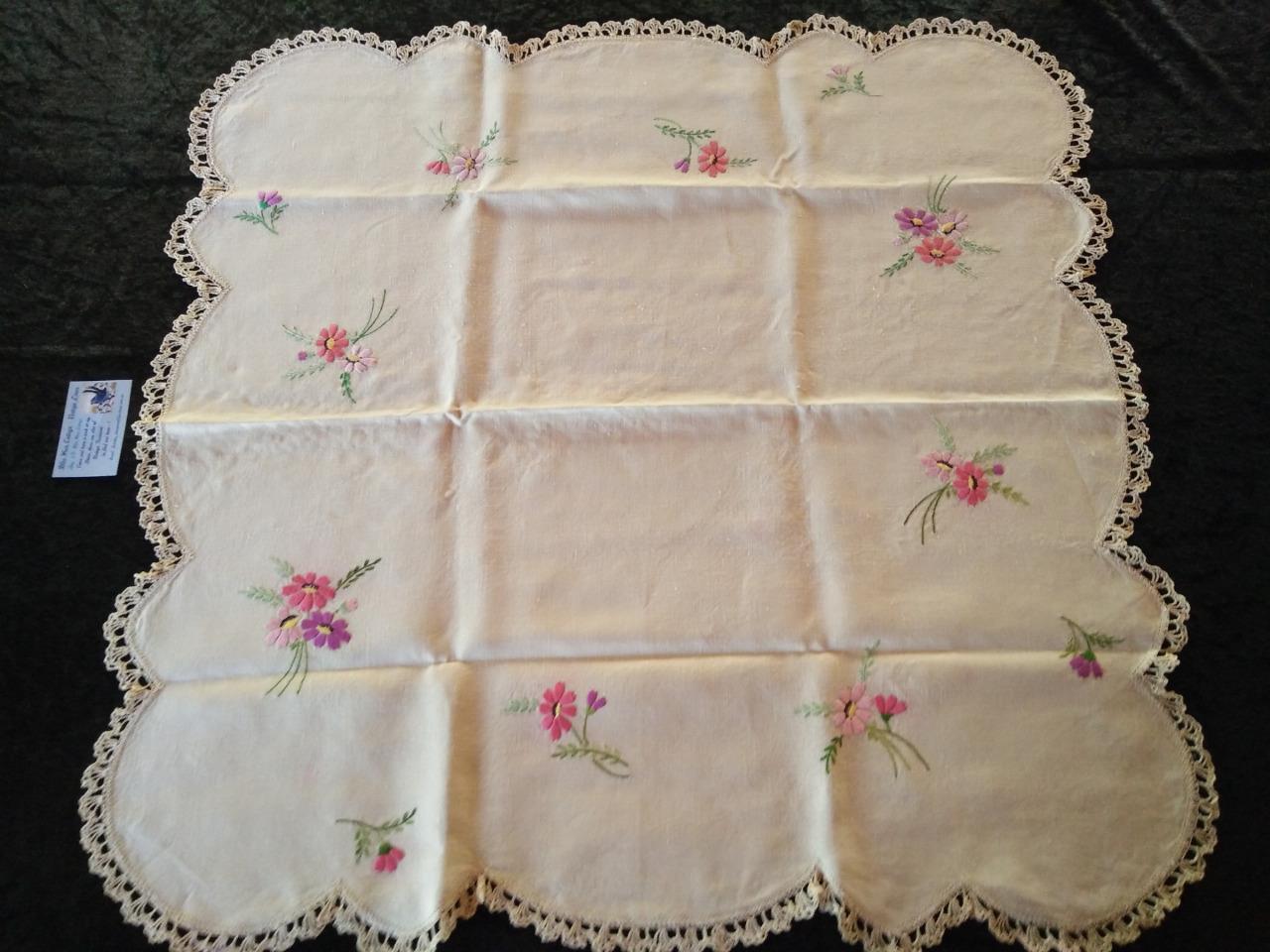 Gorgeous Vintage Hand Embroidered Tablecloth ~ Pink/Purple Daisy Flowers