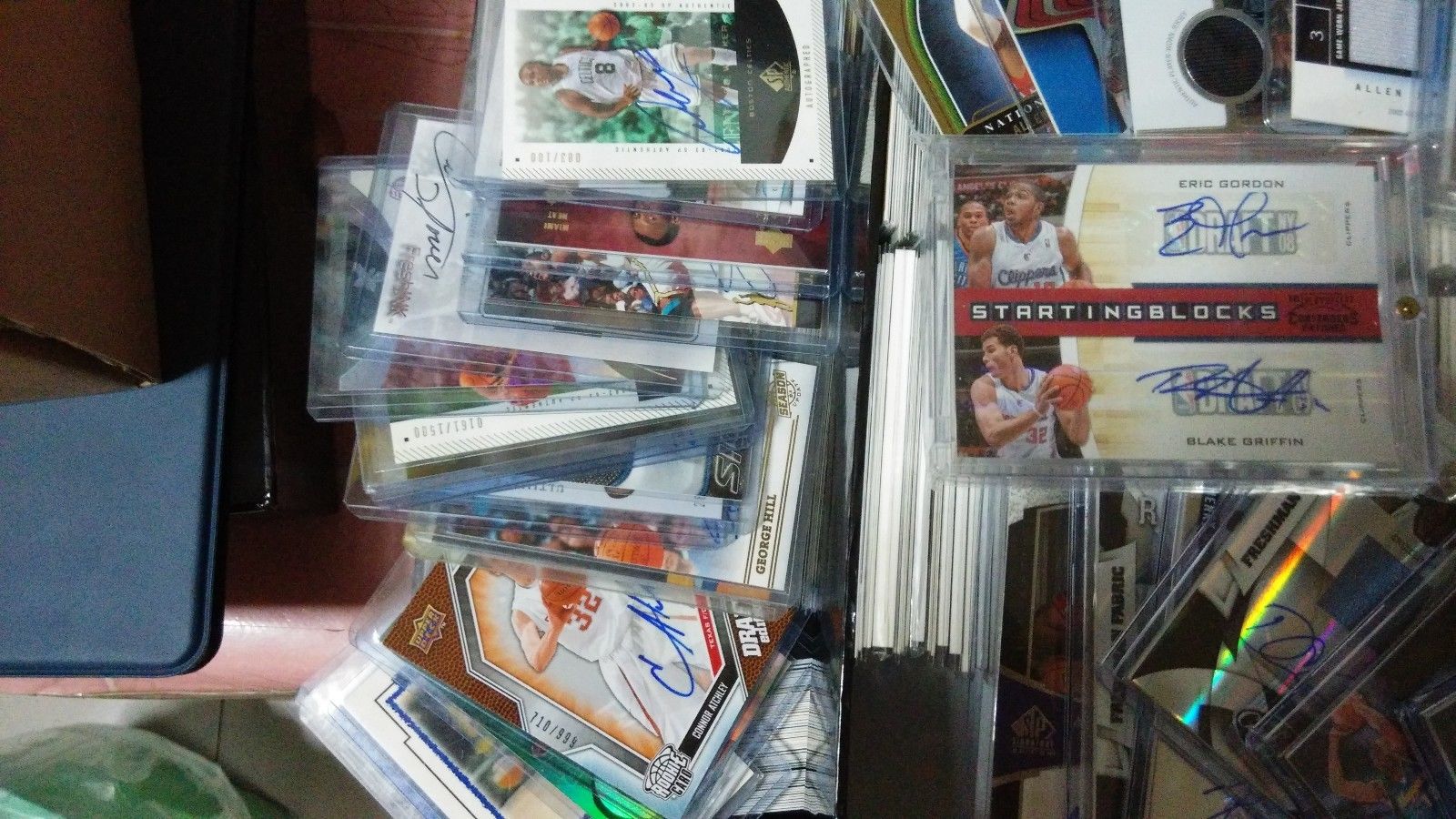 BASKETBALL WHOLESALE AUTOGRAPH REFLECTOR INSERT ROOKIE 12 CARD LOT PER BOX