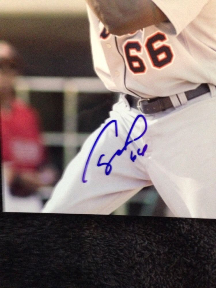 Cameron Maybin Signed Autographed 8 X 10 Baseball Picture Single Auto Photo