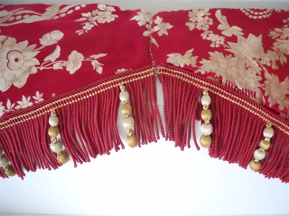 SECOND ANTIQUE FRENCH  VALANCE 19TH-CENTURY  PINK   SILK  BUTTERFLY  TRIM .