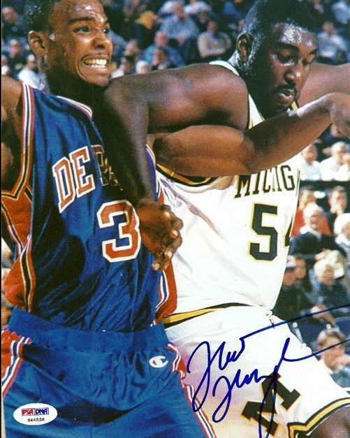 Robert Traylor Autographed Signed 8x10 Photo Michigan Wolverines PSA/DNA