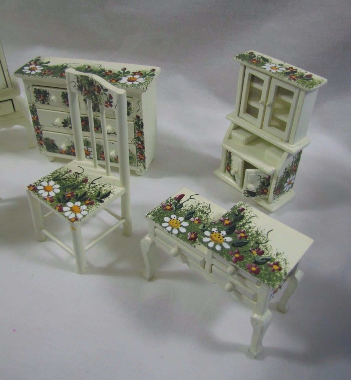 New! Set of WOOD HAND-PAINTED DOLLHOUSE FURNITURE Dresser Cabinet Desk Miniature