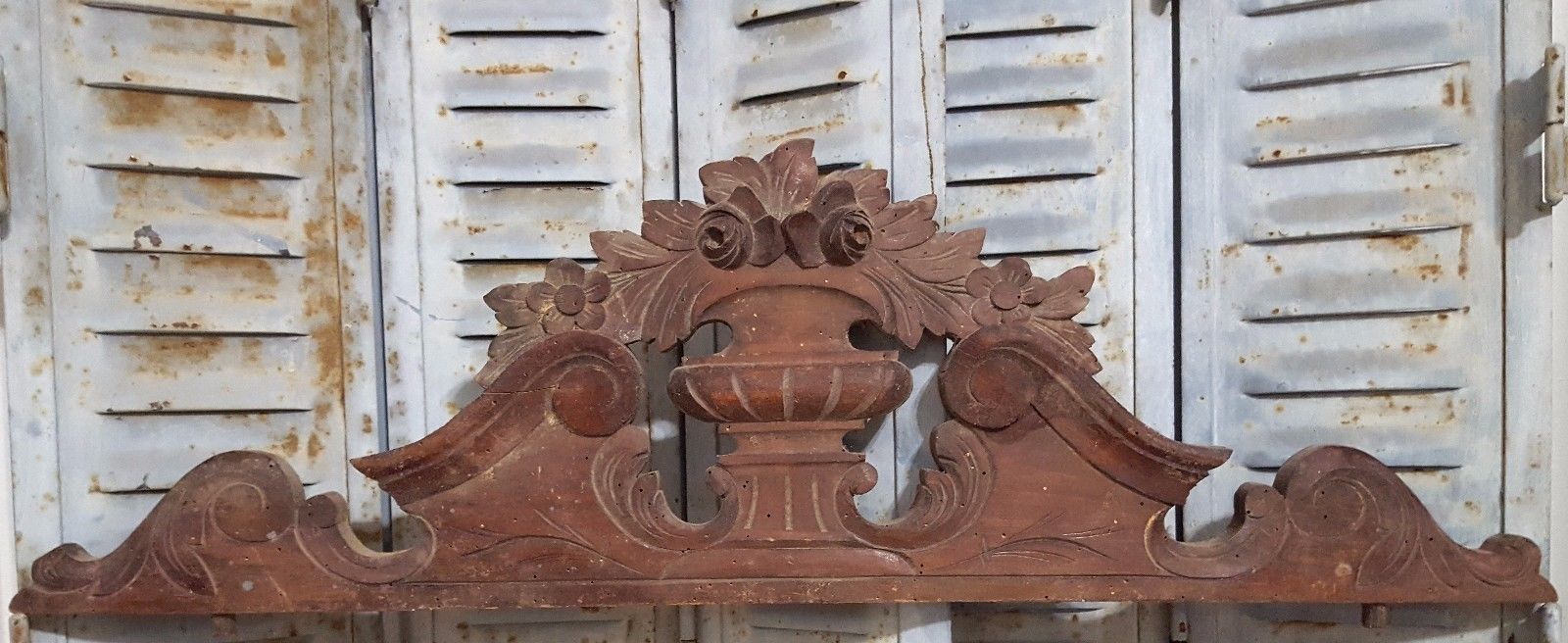 CARVED WOOD PEDIMENT ANTIQUE FRENCH FLOWER WEATHERED SALVAGED CARVING CREST 19th