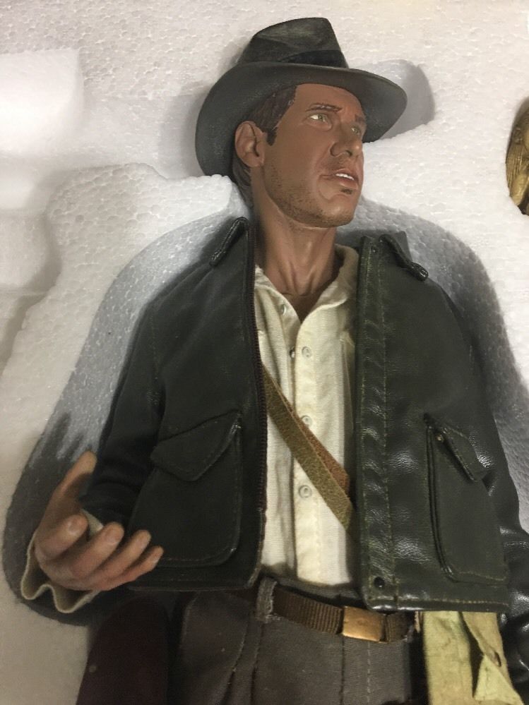 SIDESHOW Exclusive INDIANA JONES RAIDERS of the ARK PREMIUM FORMAT FIGURE STATUE