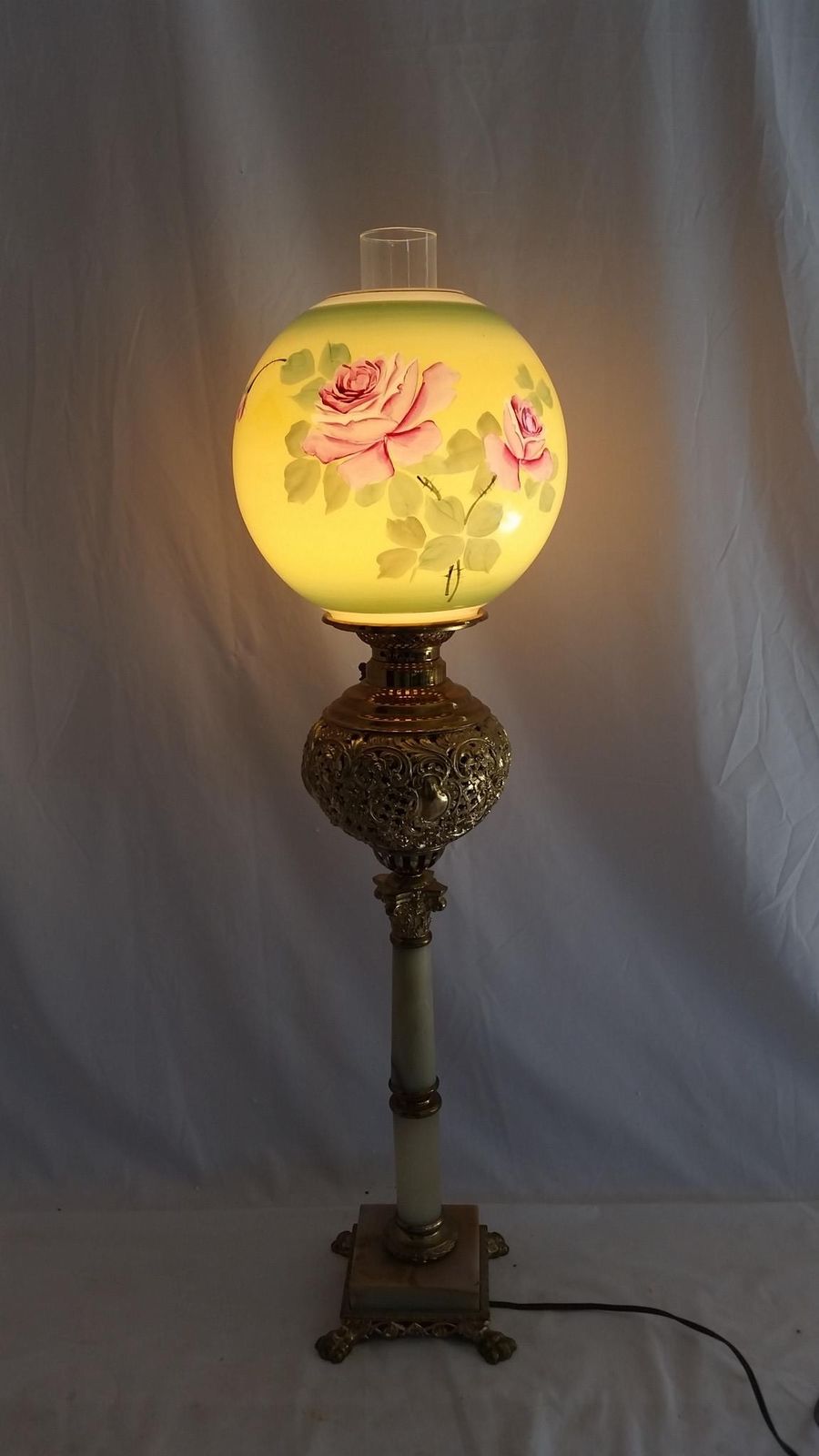 Antique Parlor,Banquet,GWTW Gilt Oil Lamp,Painted Roses Shade,Marble,Electrified