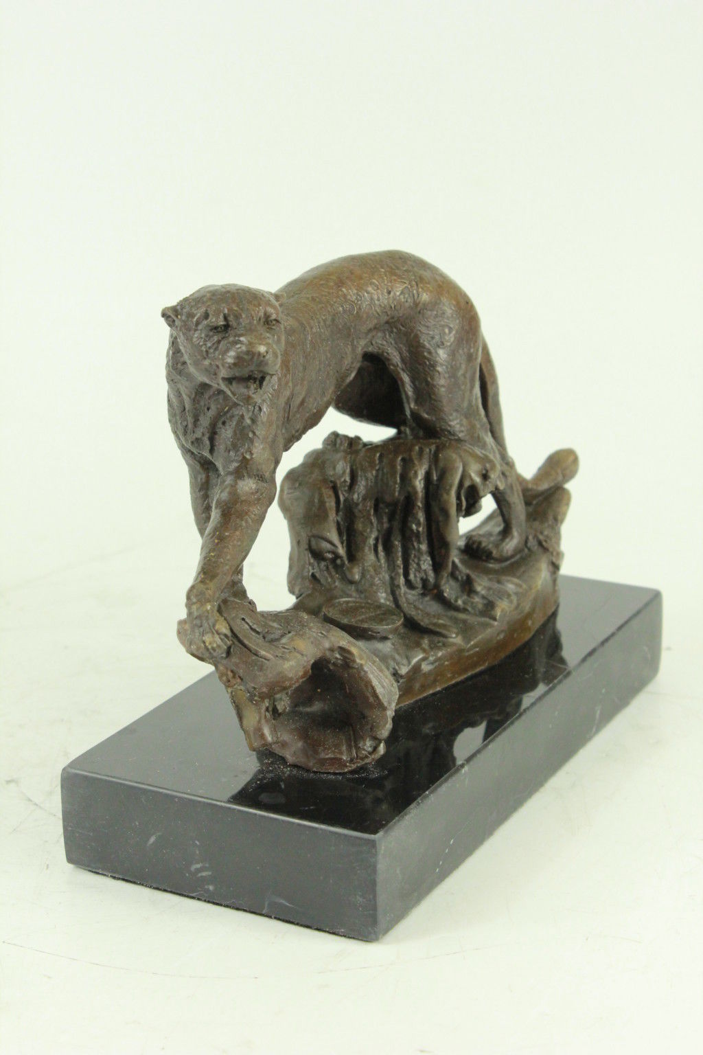 Cheetah Wildlife Art Deco Style Art Nouveau Style Decor Bronze Sculpture Statue