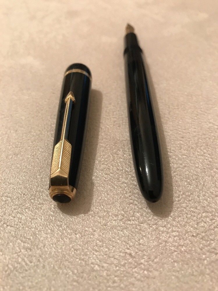 VINTAGE PARKER SLIMFOLD BLACK GOLD TRIM 14K MEDIUM NIB FOUNTAIN PEN-ENGLAND