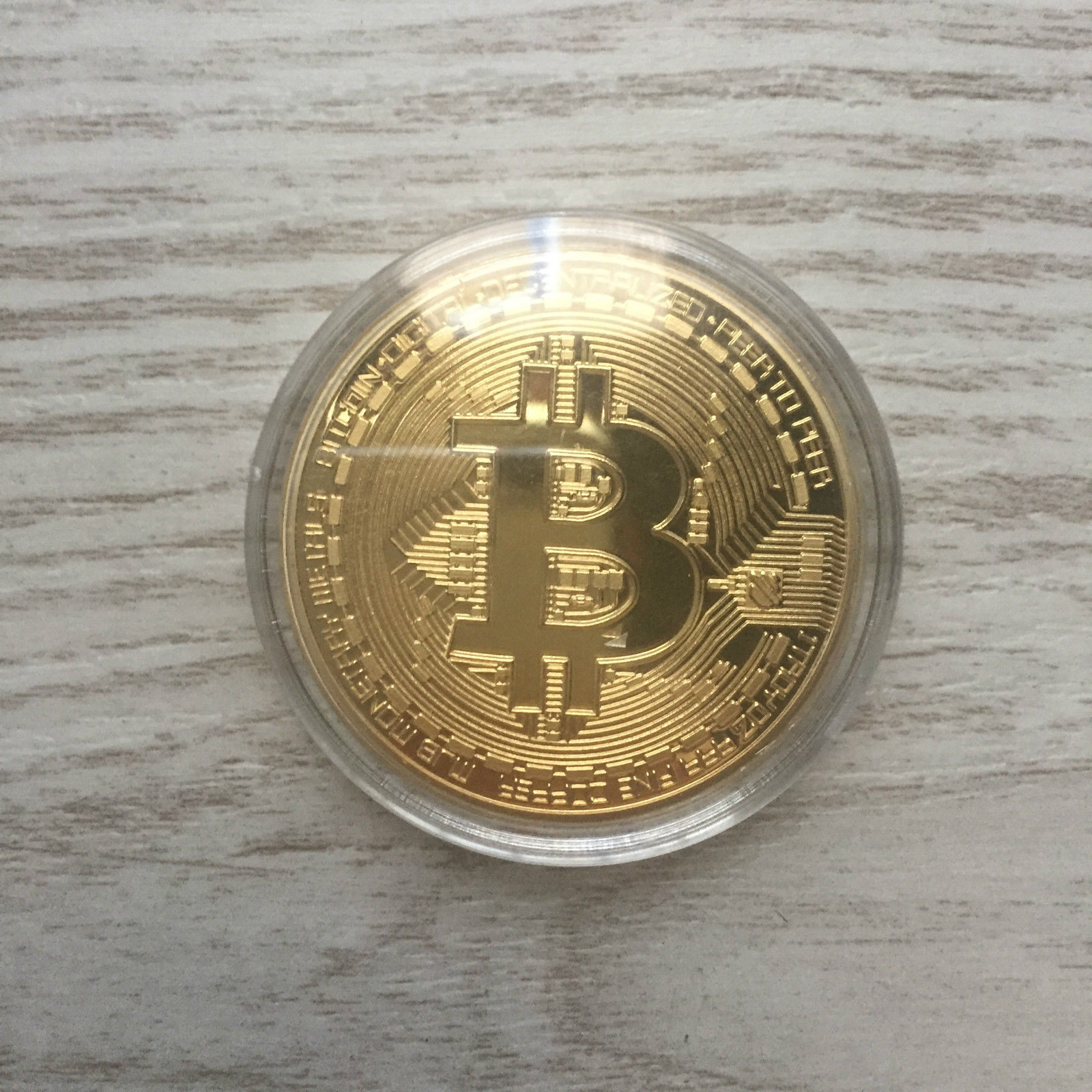 BITCOIN BTC MONEDA FÍSICA COLECCIONABLE CASASCIUS 2013 COIN COLLECTABLE  PHYSIC