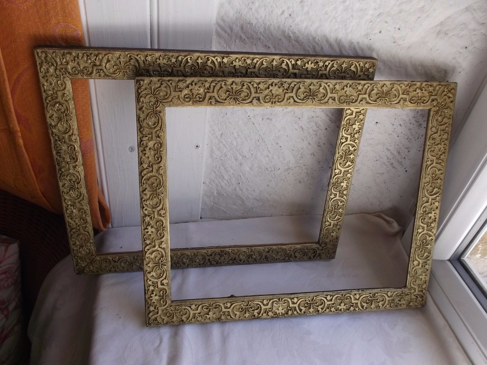 French antique 19th century ornately wood a pair picture frames no glass