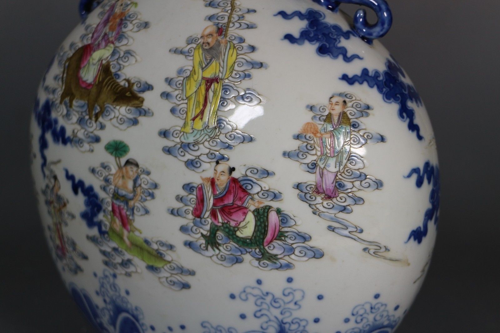 beautiful chinese famille rose and blue&white porcelain vase