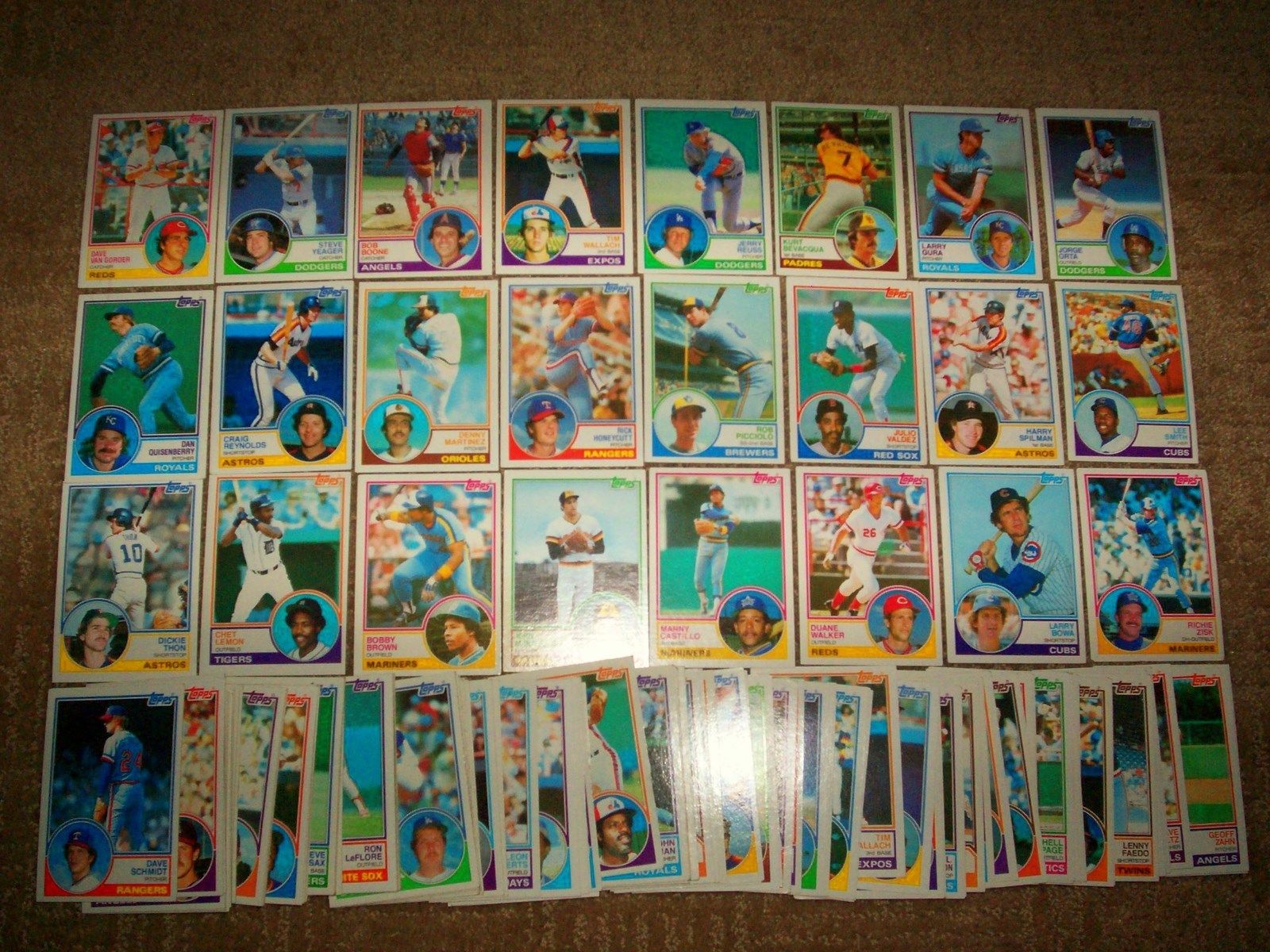 138 VINTAGE TOPPS BASEBALL CARDS FROM 1983