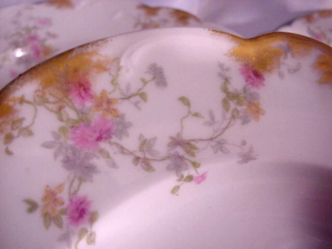 4 LARGE ANTIQUE LIMOGES FRANCE SCALLOPED 10" RIM SOUP BOWLS ROSES GOLD