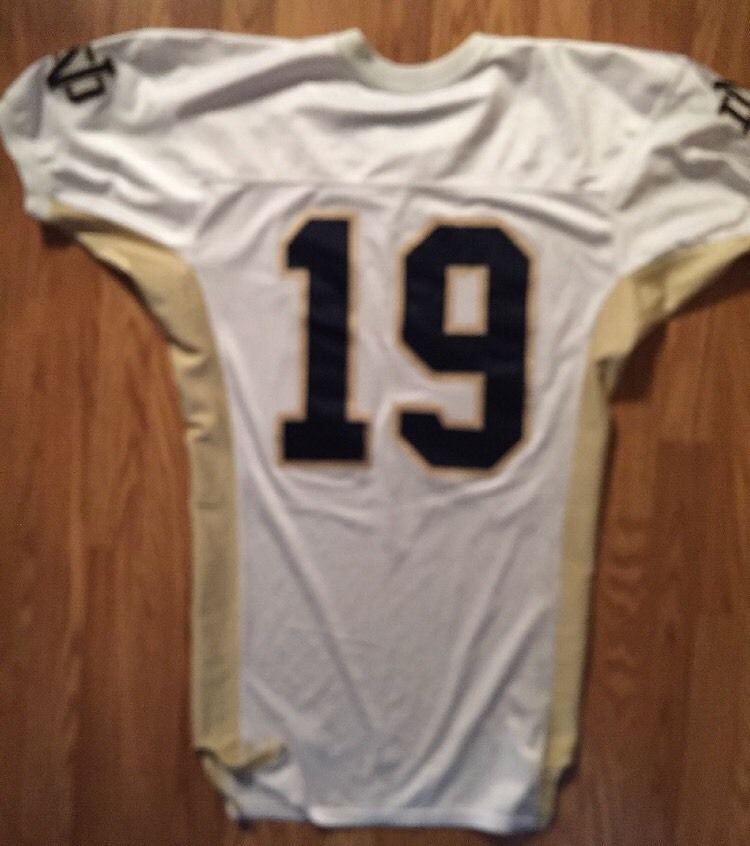 2001 GAME USED NOTRE DAME FOOTBALL AWAY JERSEY #19