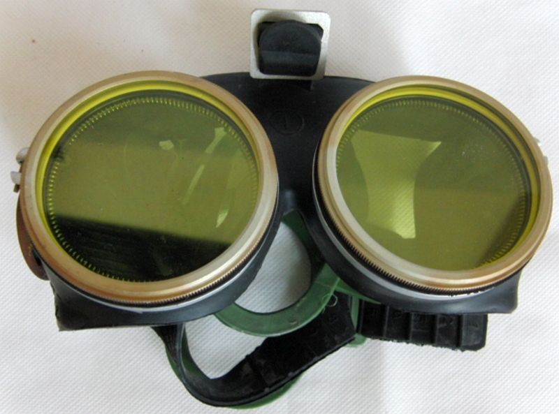 USSR Russian Army Special-purpose Radiation Protective Goggles OPF Original