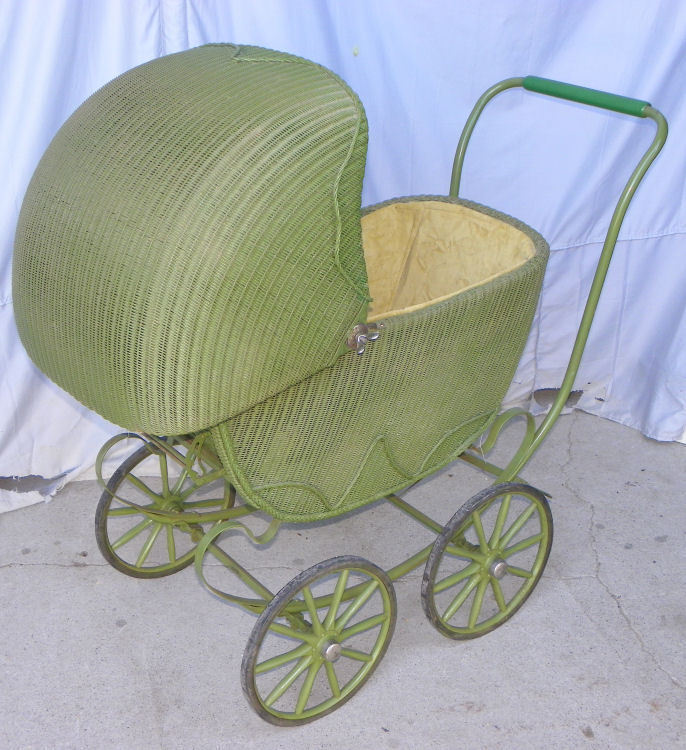 Antique Wicker Baby Buggy – Great original condition