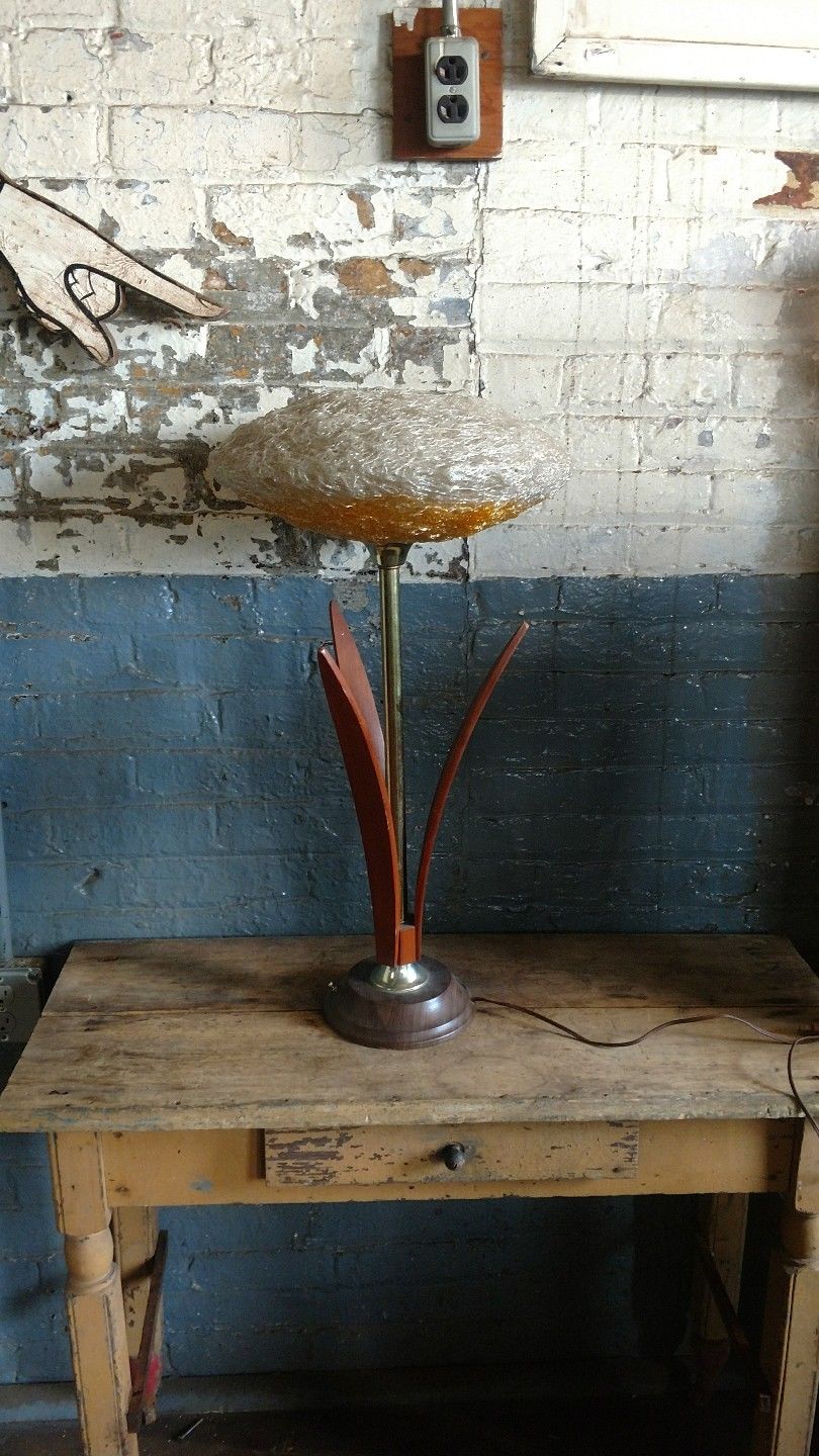 Danish Modern Mid-century Spaghetti Light Czechoslovakian Atomic Age Lamp Tulip