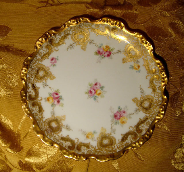 VINTAGE J.C. LIMOGES COIFFE MARK PLATE(S) 8 1/2" ROSES HEAVY GOLD MADE IN FRANCE