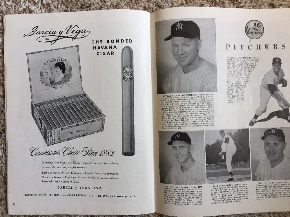 VINTAGE - ORIGINAL 1961 World Series Program New York Yankees vs Cincinnati Reds