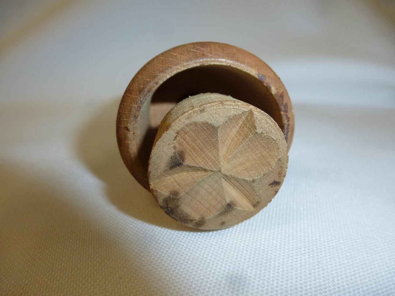 Antique Vintage Small Wooden BUTTER STAMP MOLD PRESS Hand Carved Floral Primitiv