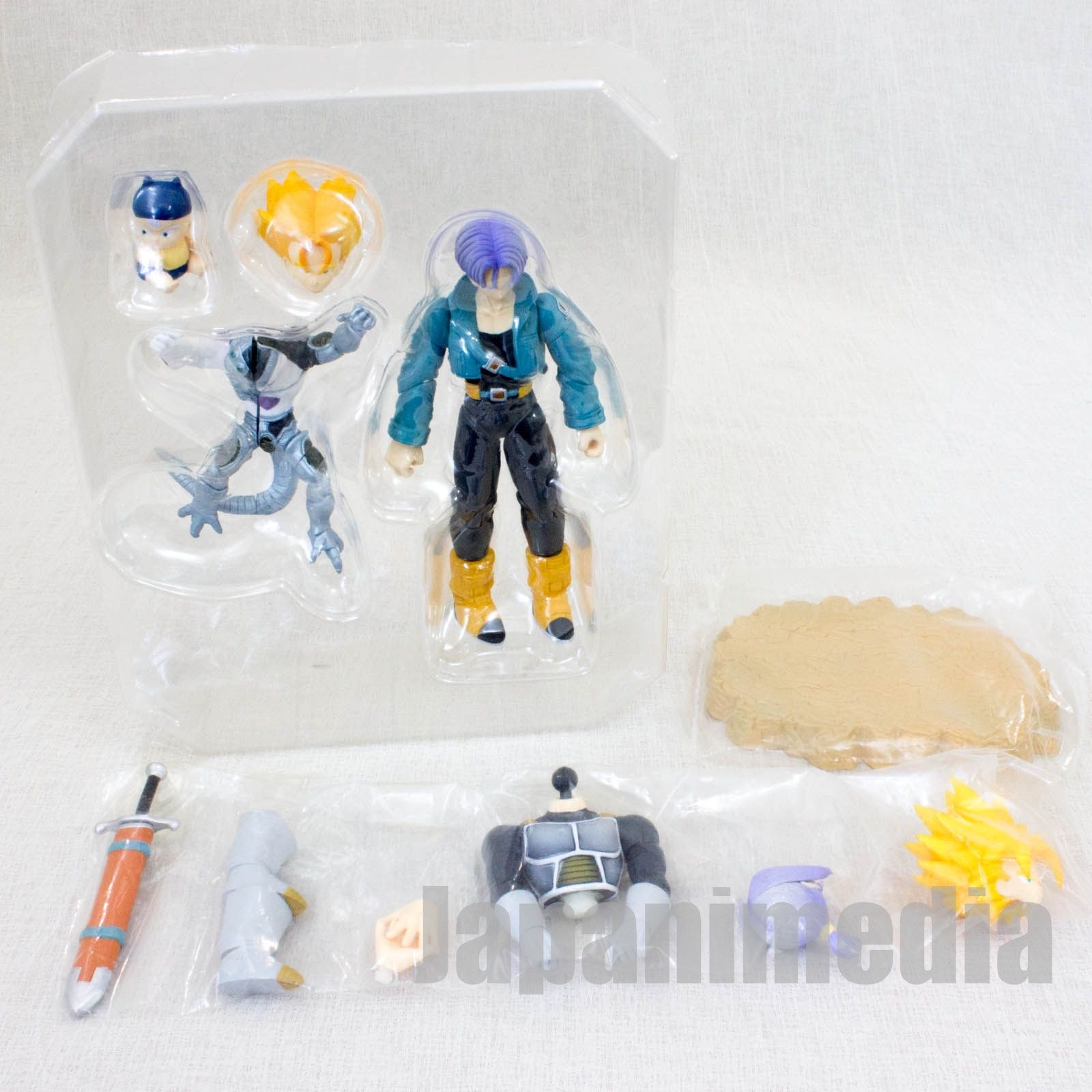 Dragon Ball Z Trunks Ultimate Evolution Saiyan Figure 2 Banpresto JAPAN ANIME