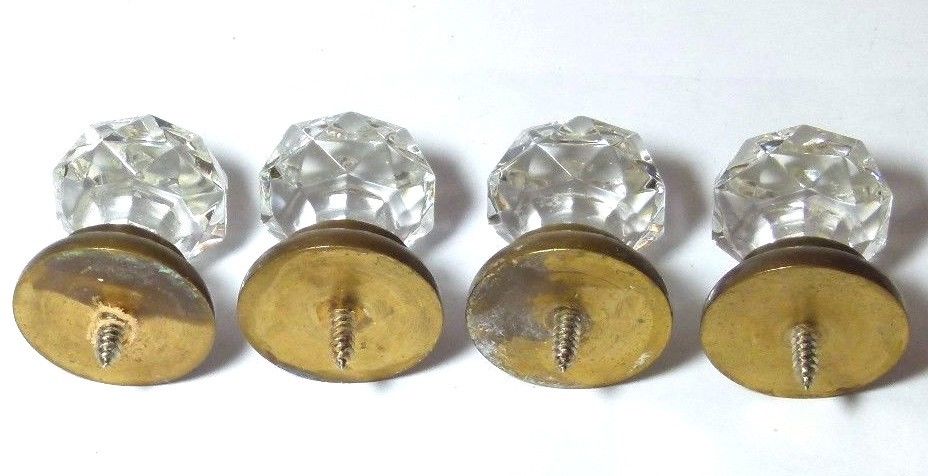 SET X 4 VINTAGE GLASS & BRASS SCREW IN CUPBOARD HANDLES STAR MOTIF FACETED