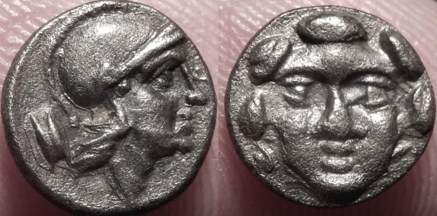 MORTOWN Selge Pisidia, 370 BC Silver Trihemiobol Medusa + Athena - high grade