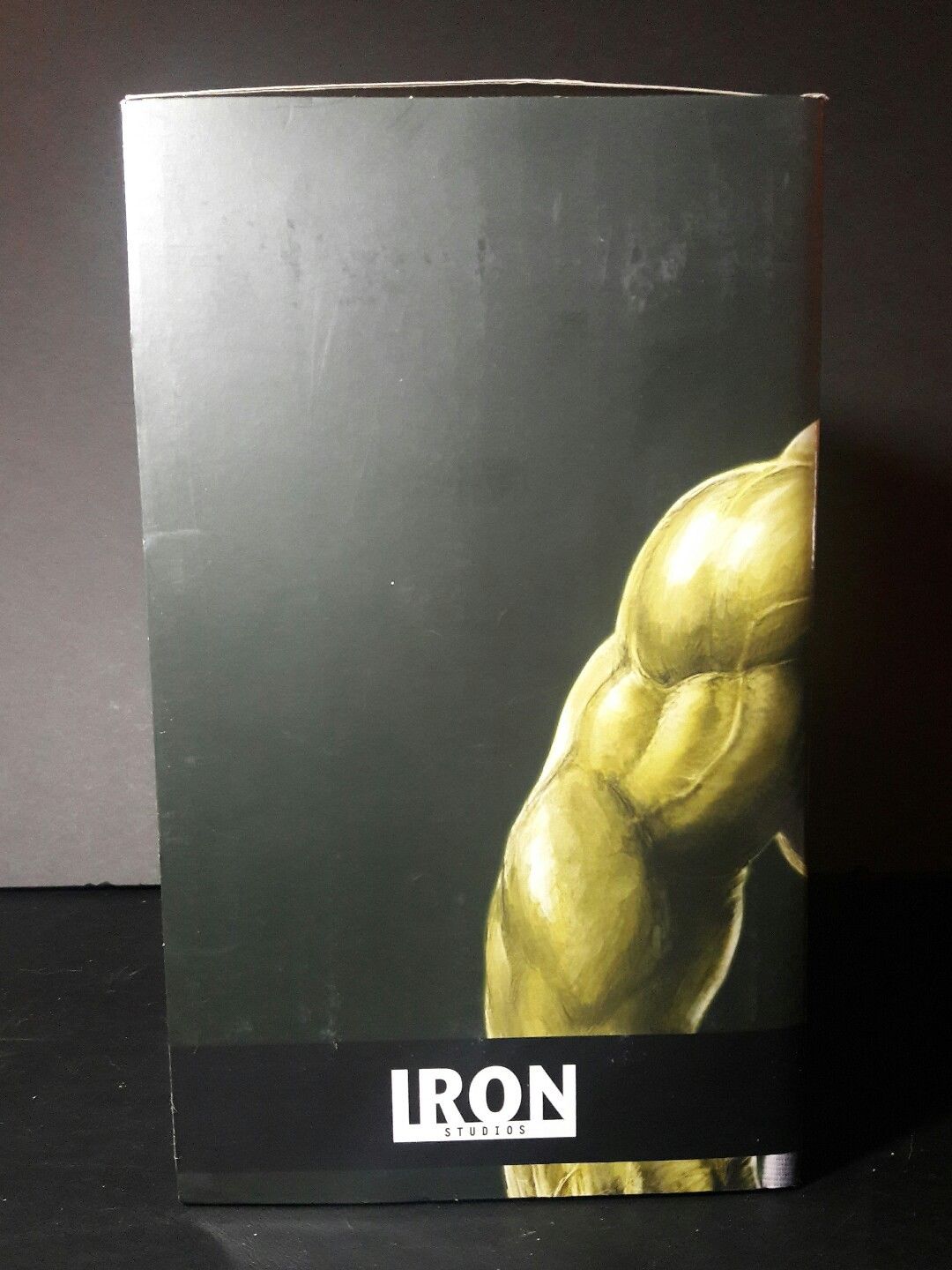 Boxed Iron Studios 1/10th Scale Hulk