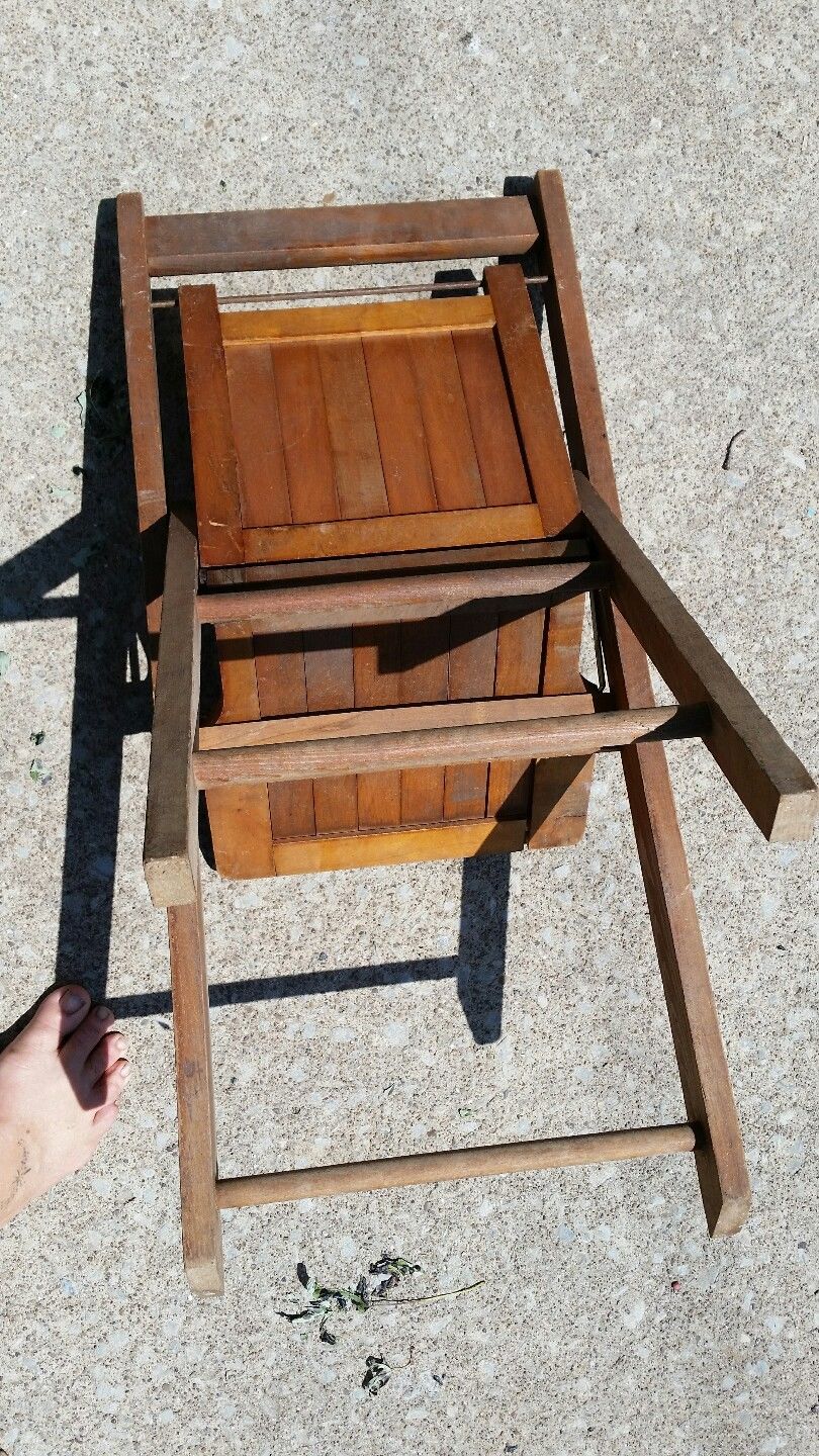 Vtg Antique Oak Wood Slat Set 4 Folding Children Chairs