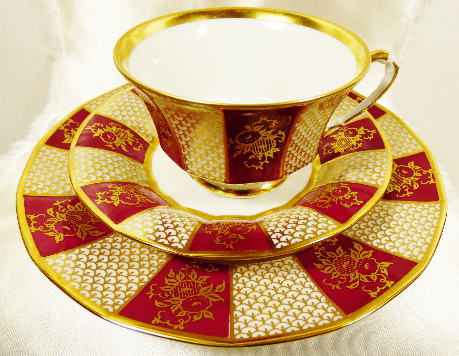 FURSTENBERG GERMANY PORCELAIN 3 piece CUP SAUCER DESSERT PLATE SET GOLD RED