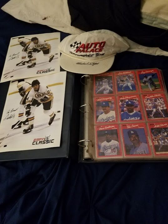 Sports Memorabilia Lot