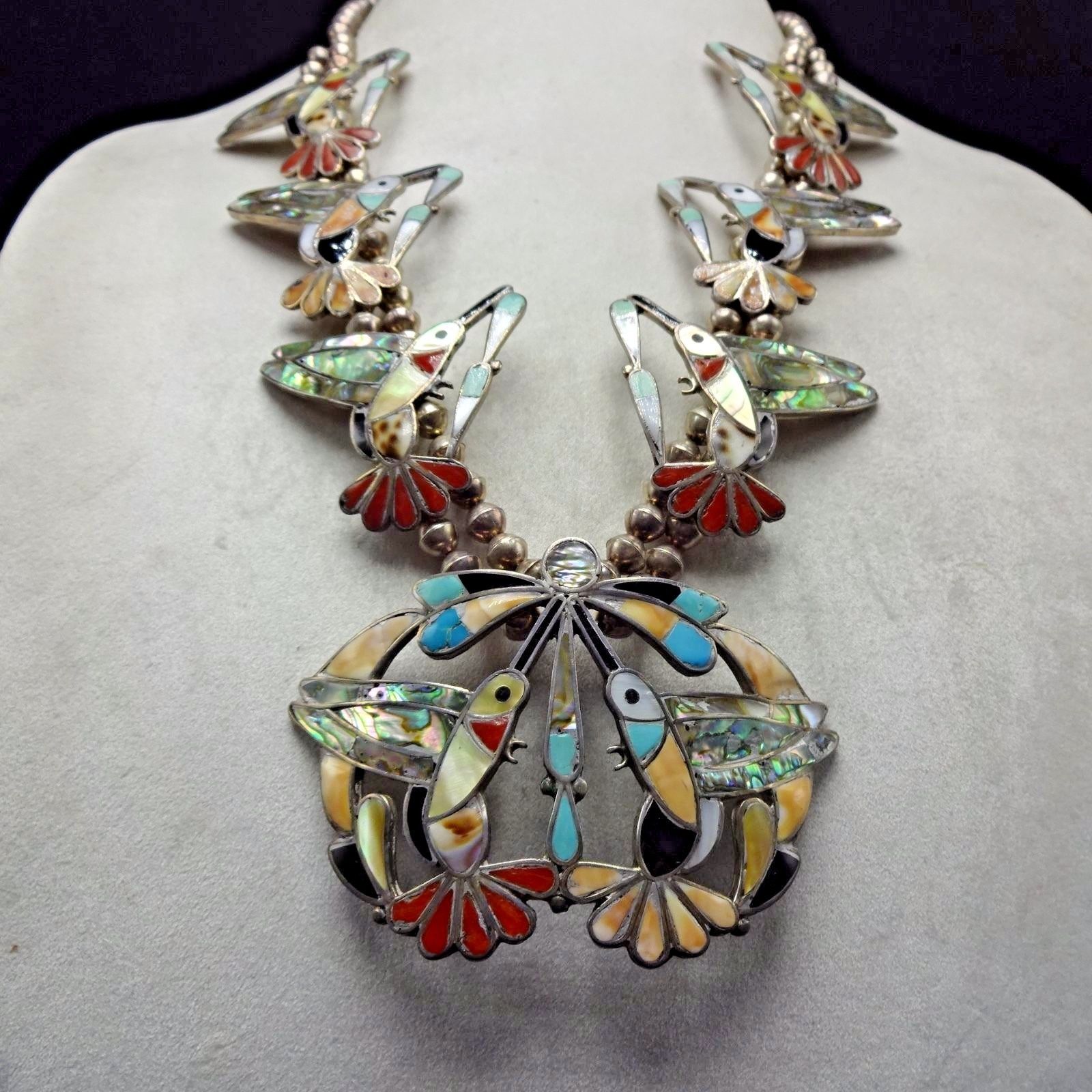 Exquisite Vintage ZUNI Sterling Silver MULTI STONE Inlay HUMMINGBIRD NECKLACE