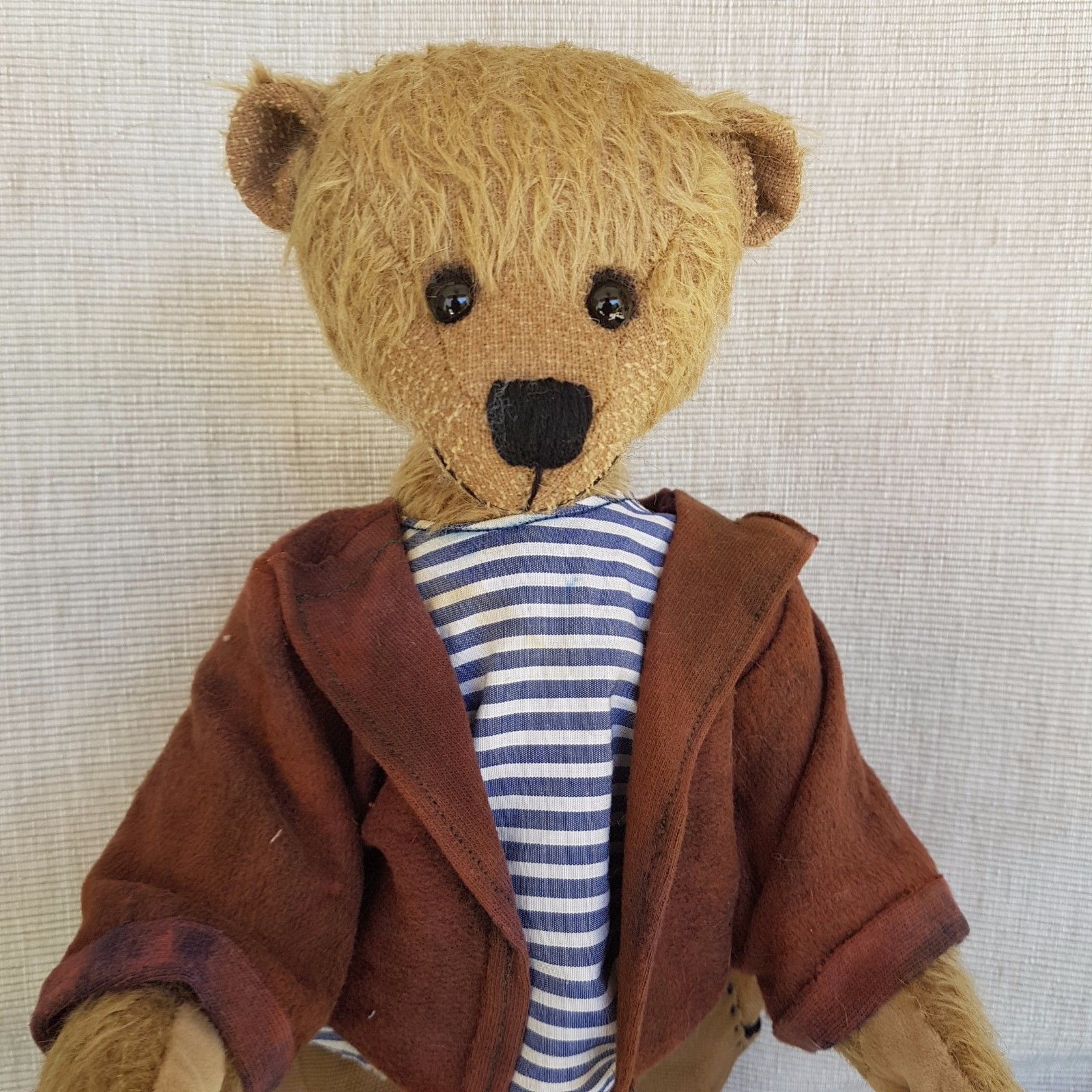 NEW: Craft Pack * LEO *, 38 cm, with Clothes * gelibären