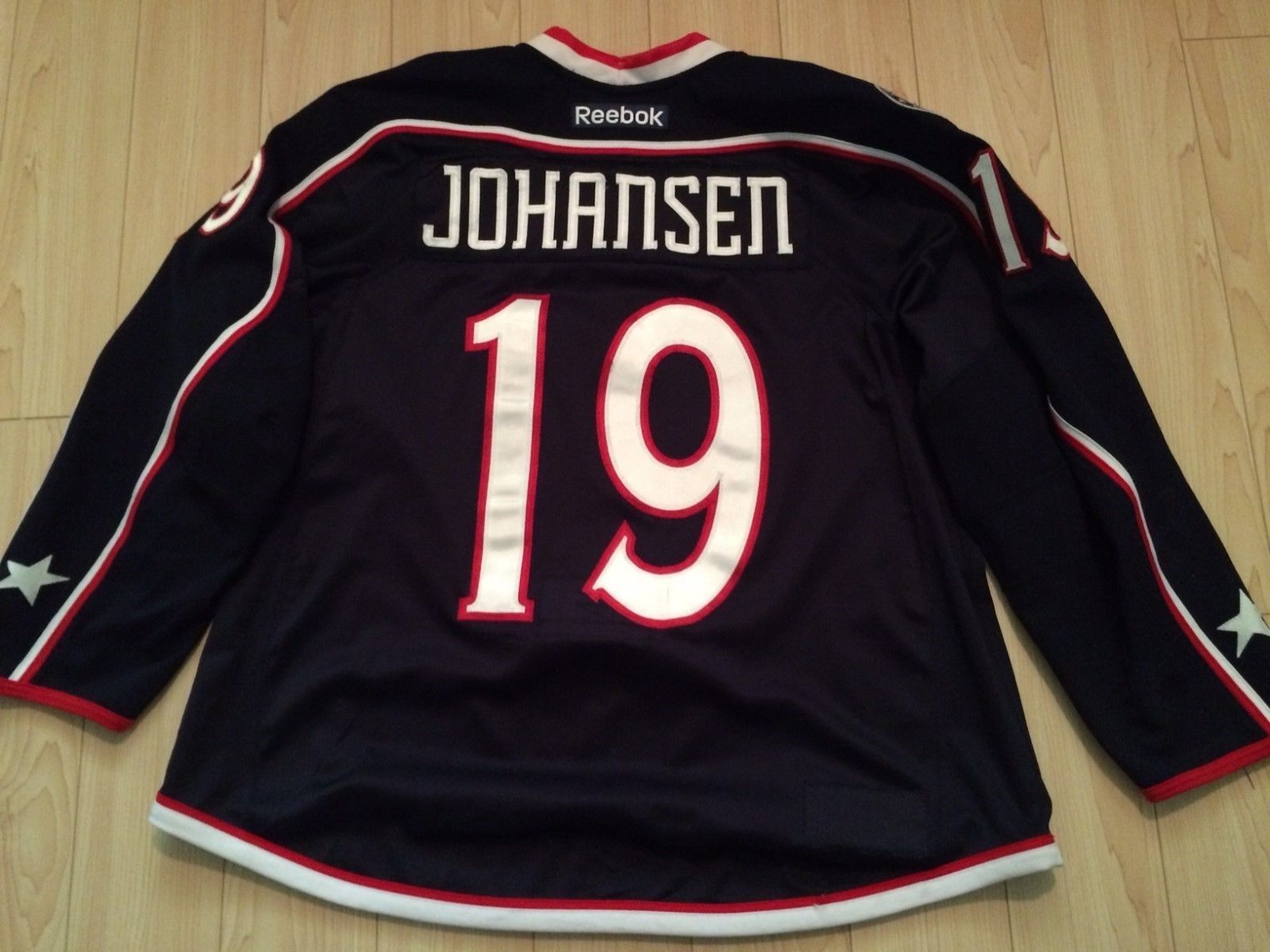 RYAN JOHANSEN BLUE JACKETS GAME WORN USED JERSEY 13-14 SET 1 HOME PHOTO MATCHED