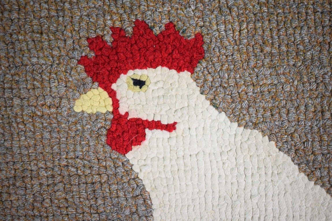 Hen Hand-Hooked Area Rug