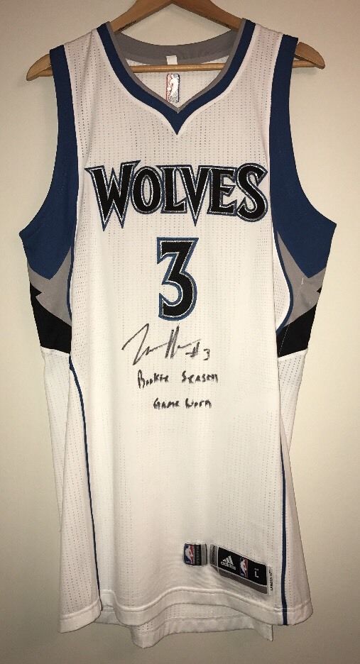 Kris Dunn Signed Game Used/Worn Minnesota Timberwolves Rookie Jersey MEIGRAY LOA
