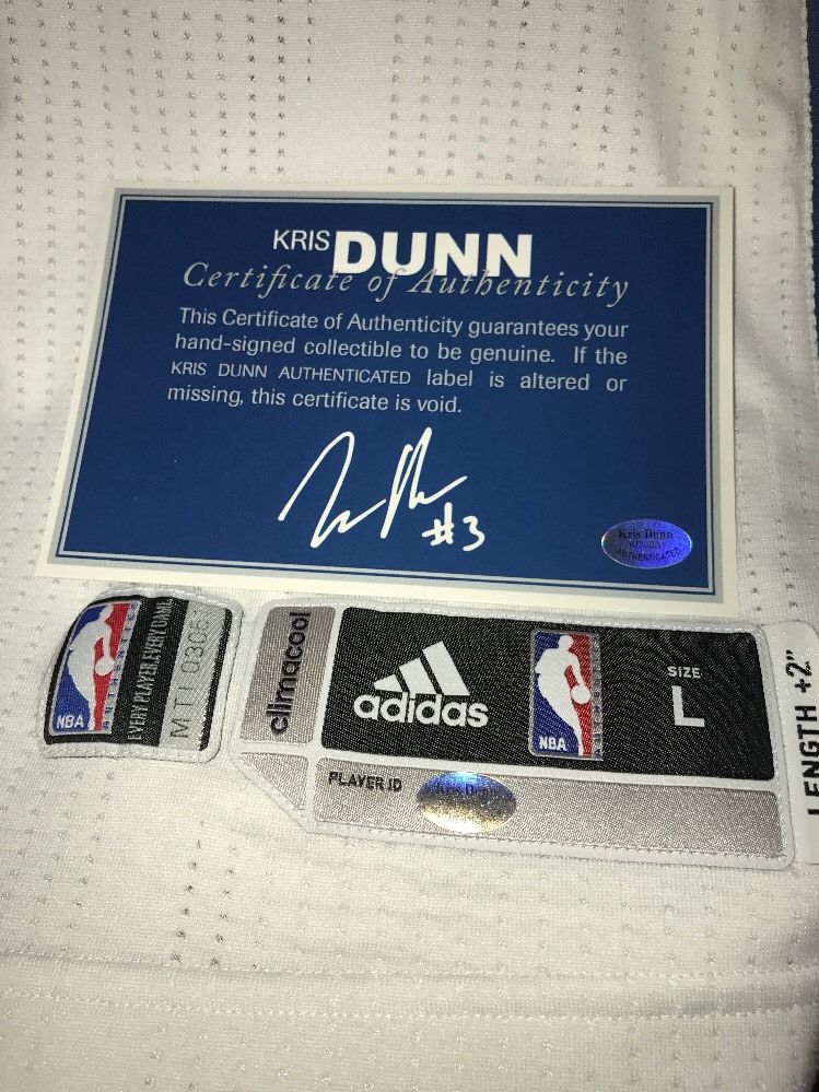 Kris Dunn Signed Game Used/Worn Minnesota Timberwolves Rookie Jersey MEIGRAY LOA