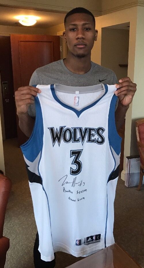 Kris Dunn Signed Game Used/Worn Minnesota Timberwolves Rookie Jersey MEIGRAY LOA