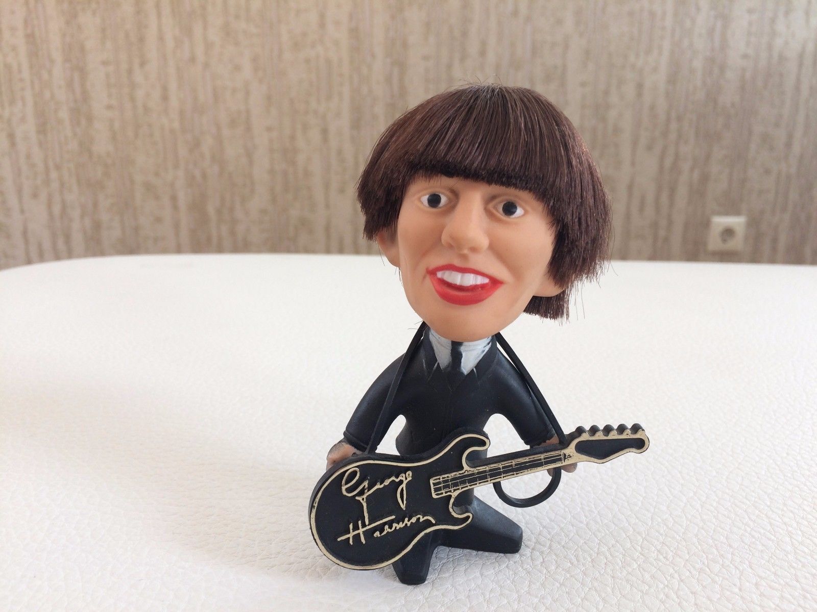 THE BEATLES RARE SET OF 4 ORIGINAL 1964 U.S. REMCO DOLLS W/ INSTRUMENTS!