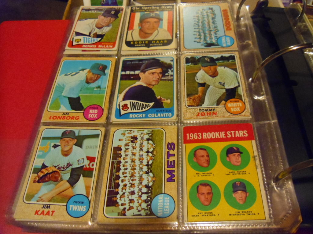 Unopened Vintage Baseball Card Packs From Estate Sale! 220 Cards Per Lot! MANTLE