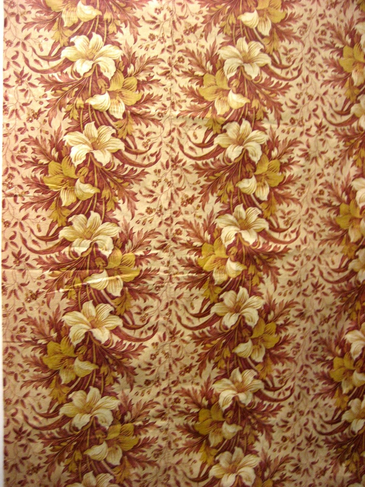 Antique Beautiful Early 19th C. French Floral Cotton Chintz Print Fabric (9496)