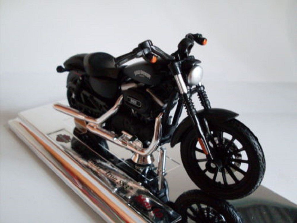 Maisto 1:18 Harley Davidson 2014 Sportster IRON 883 BLACK MOTORCYCLE BIKE Model