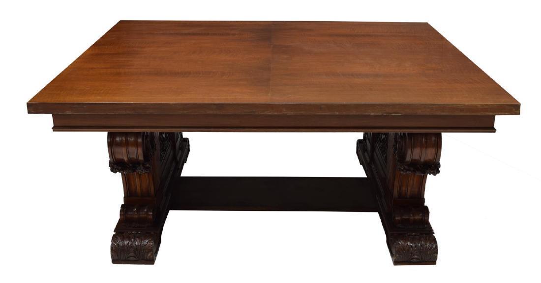 MAHOGANY DINING TABLE, early 1900s