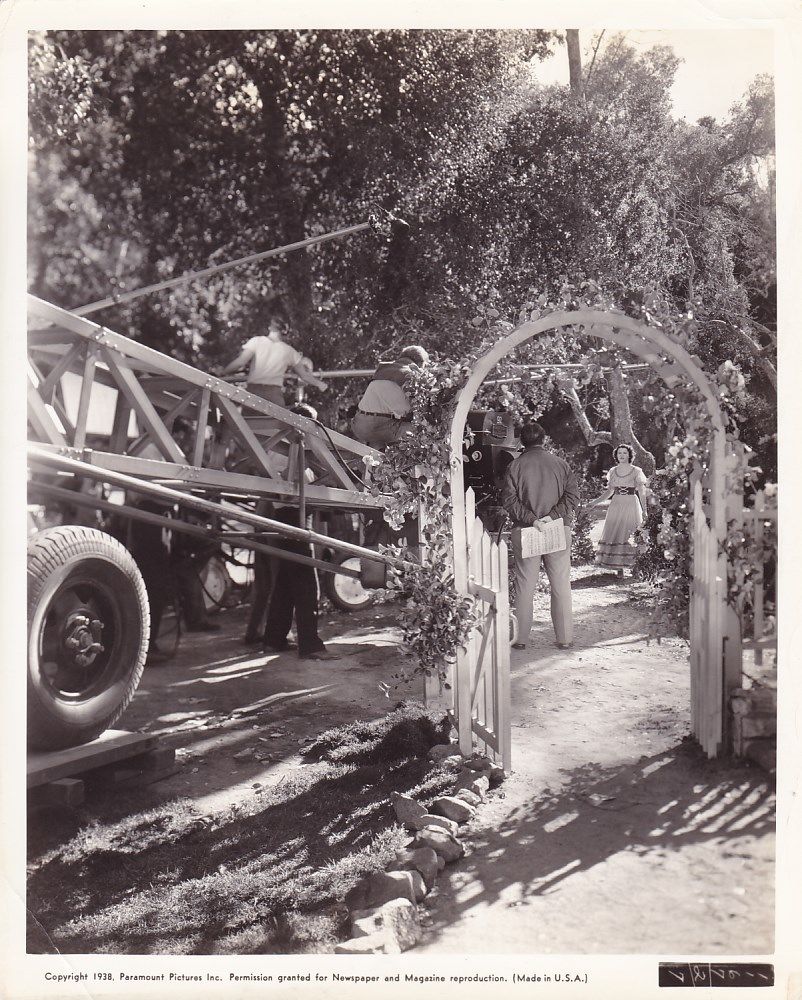 OLYMPE BRADNA Original CANDID Camera Crew Studio Set Vintage 38 Paramount Photo