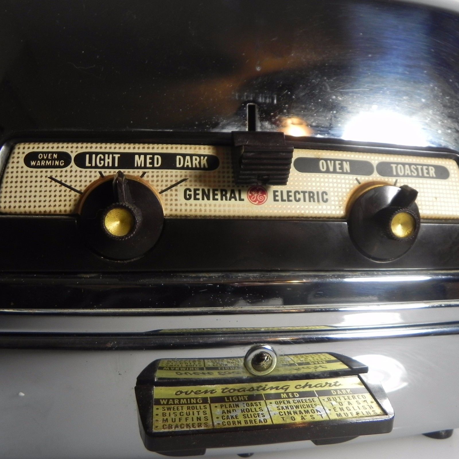 Vintage Chrome General Electric 35t83 2 Slice Toaster  Retro