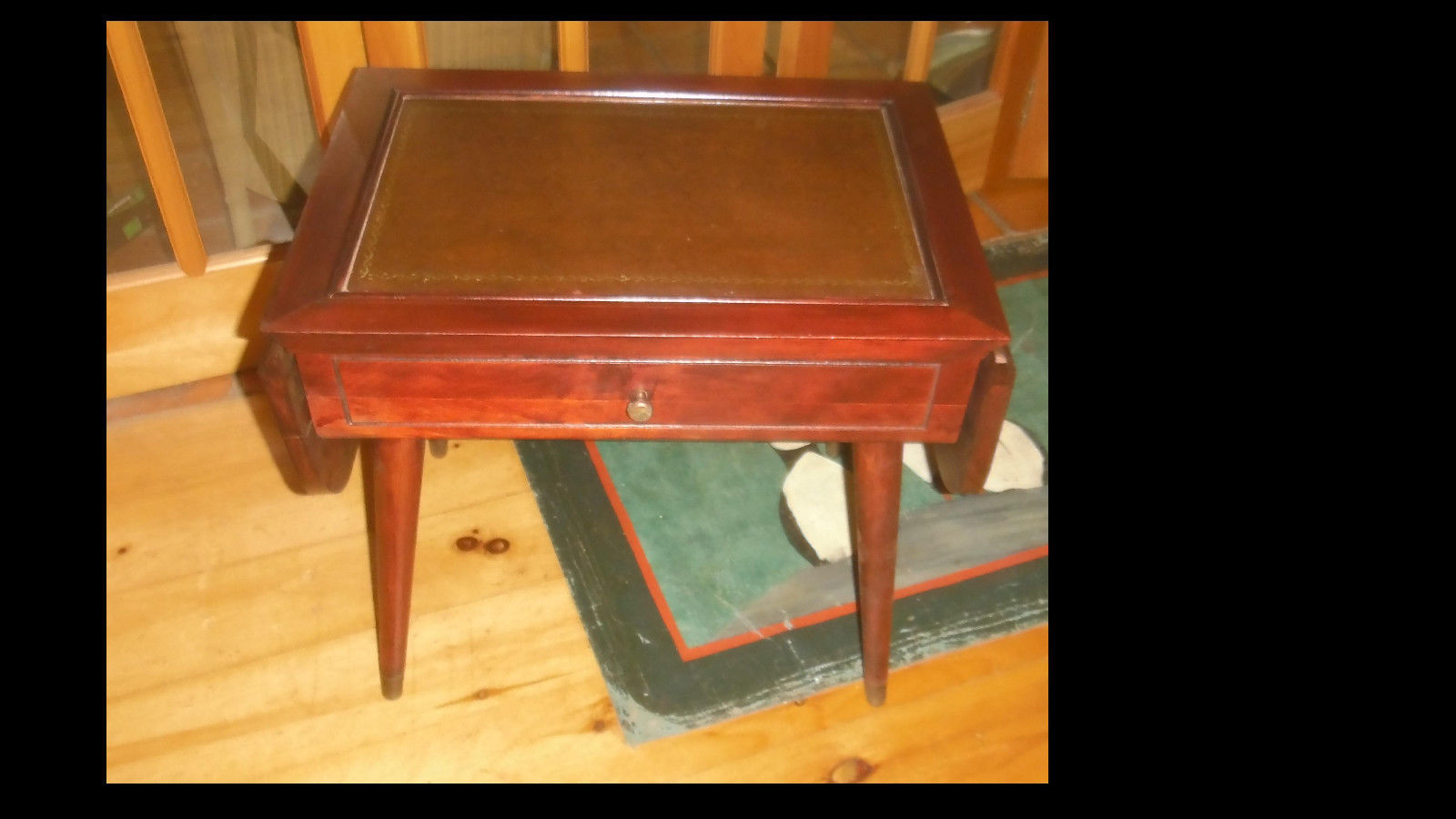 Vintage Mahogany Silverware Flatware Cutlery Table Chest on Legs with 2 Leaves