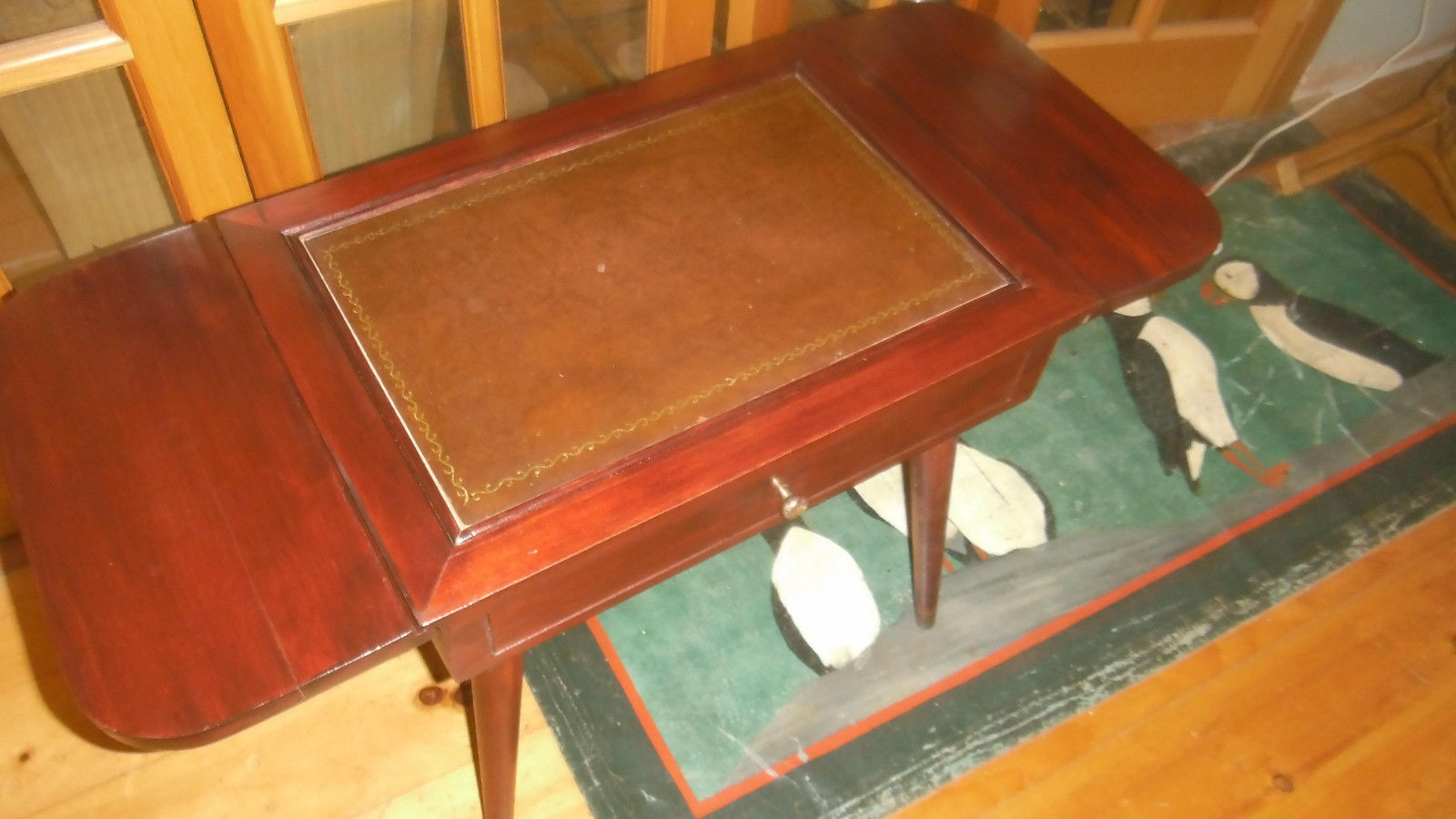 Vintage Mahogany Silverware Flatware Cutlery Table Chest on Legs with 2 Leaves